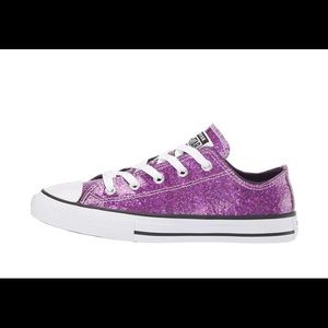 Brand new never worn NWT girls size 5.5 or Womens size 7 purple glitter converse